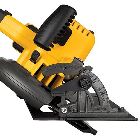 Дисковая пила DEWALT DCS575B 60V